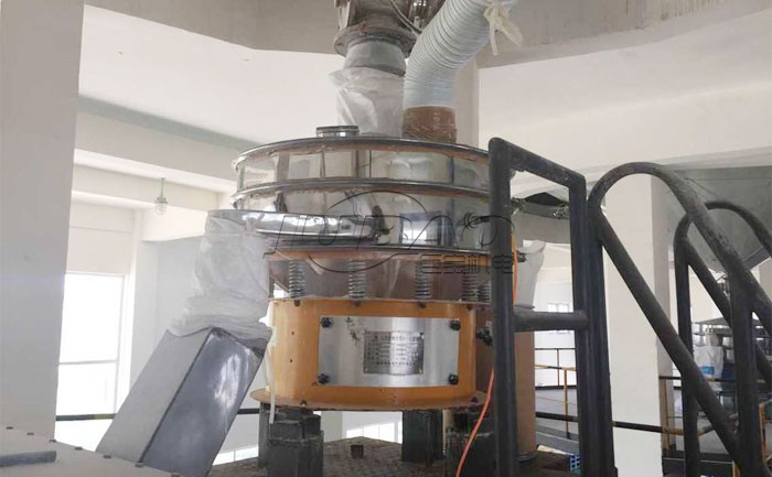 三元旋振篩豆渣篩分過(guò)濾客戶現(xiàn)場(chǎng) 豆渣過(guò)濾振動(dòng)篩