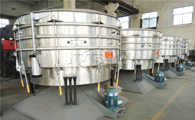 圓形搖擺篩客戶篩分現(xiàn)場 圓形搖擺篩