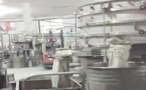 搖擺振動(dòng)篩篩分金剛石客戶現(xiàn)場(chǎng)