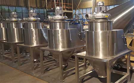 四川遂寧客戶訂購的真空上料機(jī)及無塵投料站發(fā)貨中