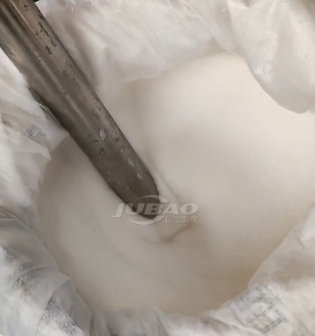 負(fù)壓粉末真空上料機(jī)吸工業(yè)鹽會實現(xiàn)嗎