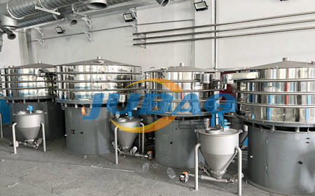 三次元旋振篩客戶現(xiàn)場(chǎng)實(shí)拍